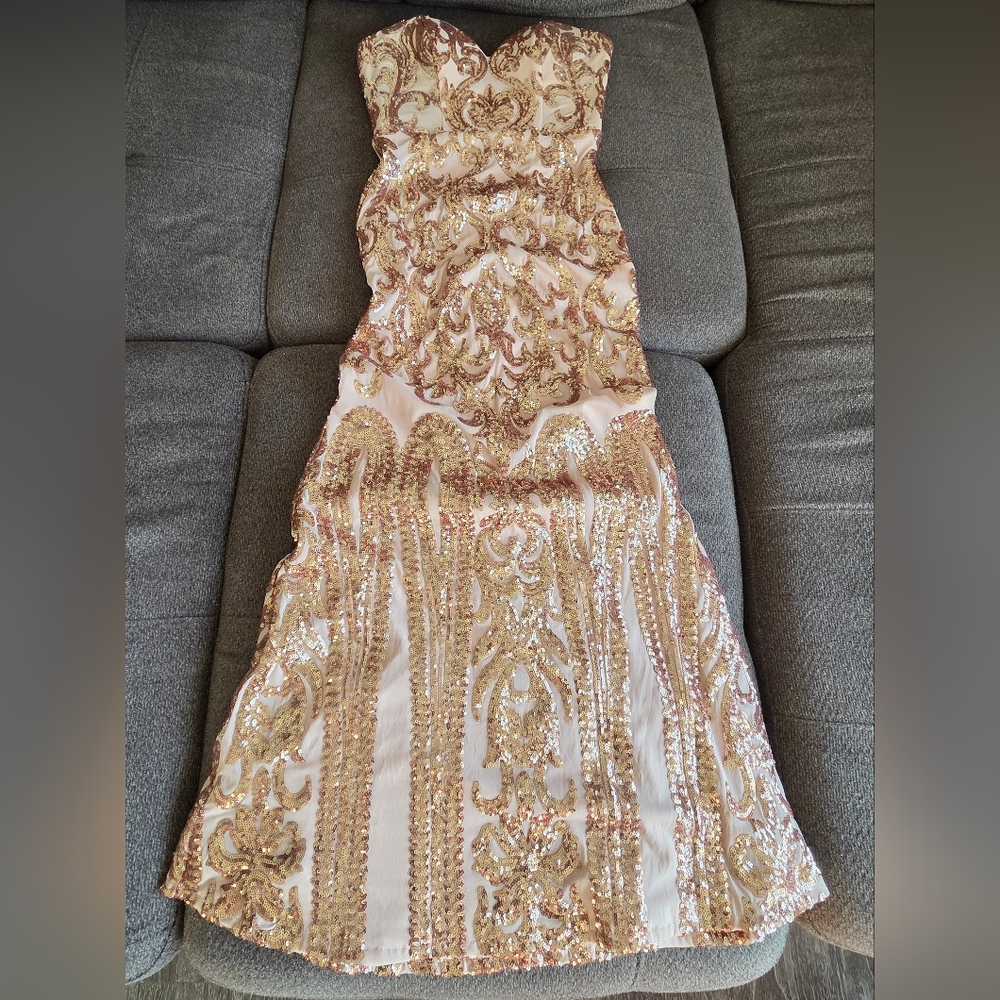 Lulus Rose Gold Sequin Maxi Dress In Size Small.